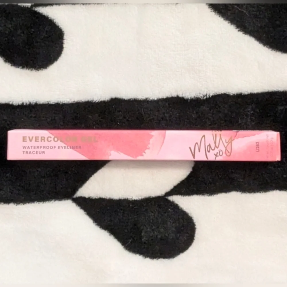 💚 Jade Eyeliner Mally Evercolor Gel Waterproof Eyeliner Jade Green Eyeline NIB
